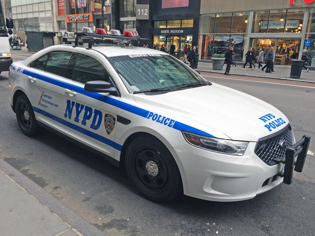 NYPD-Ford-Taurus1